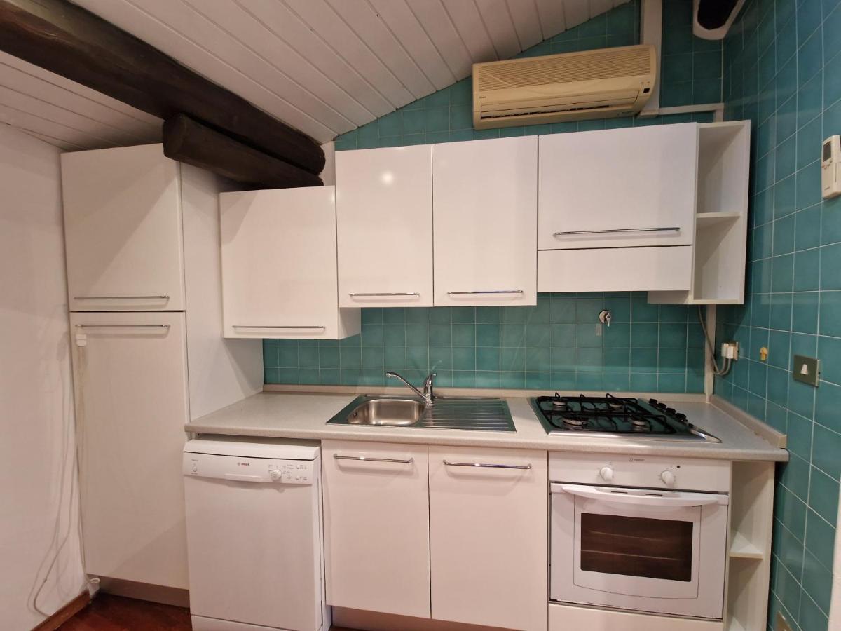Lovely One-Bedroom Attic In An Ancient Village Bologne Extérieur photo