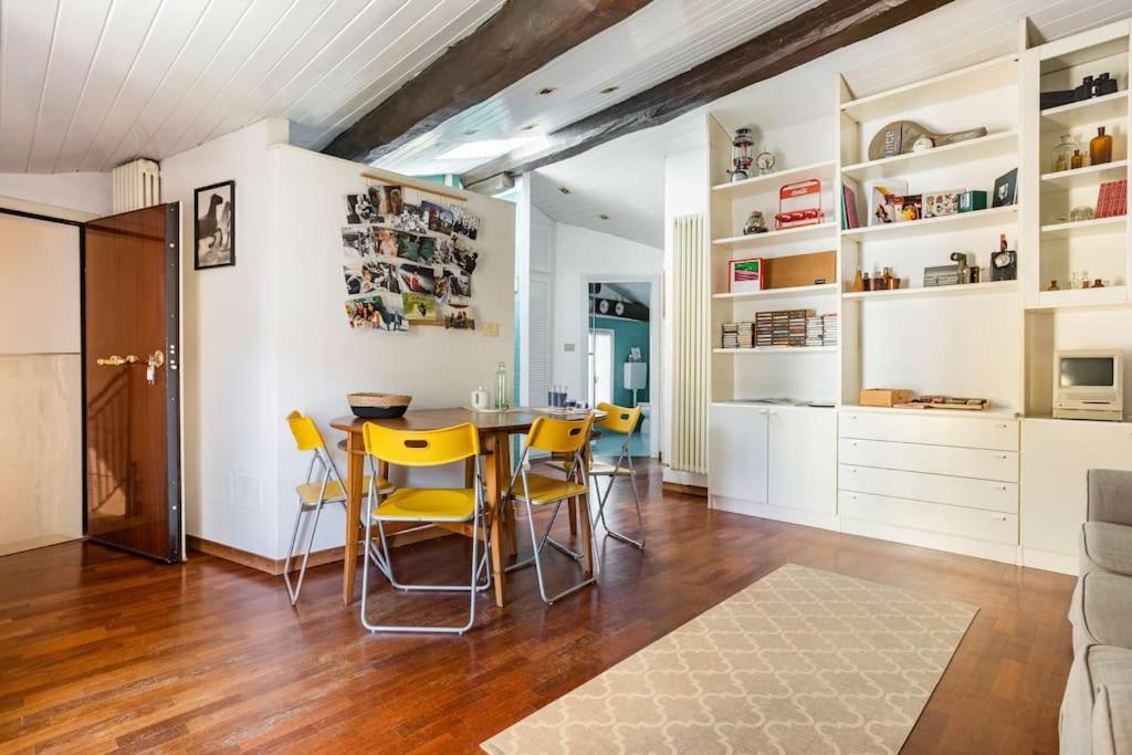 Lovely One-Bedroom Attic In An Ancient Village Bologne Extérieur photo