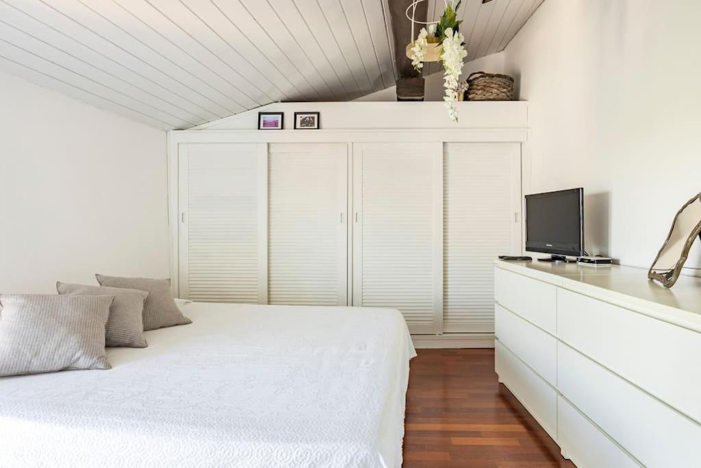 Lovely One-Bedroom Attic In An Ancient Village Bologne Extérieur photo