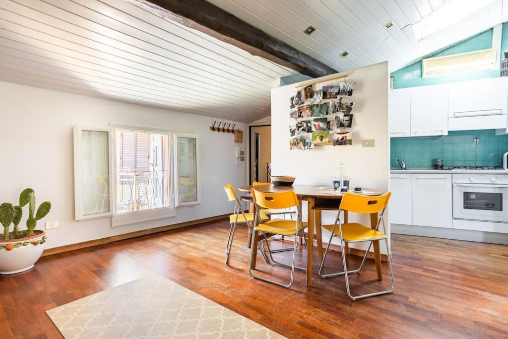 Lovely One-Bedroom Attic In An Ancient Village Bologne Extérieur photo